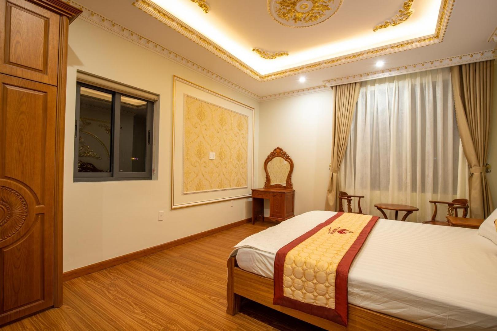 Tri Tam Hotel - Khach San Tri Tam Ben Luc Extérieur photo